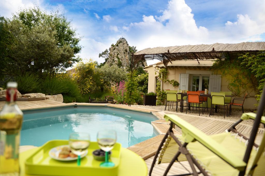 Mas De Carabelle Bed & Breakfast La Roque-Alric Exterior photo