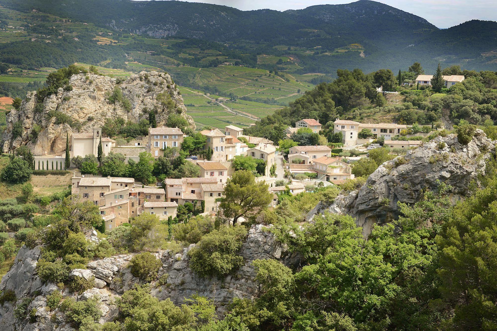 Mas De Carabelle Bed & Breakfast La Roque-Alric Exterior photo